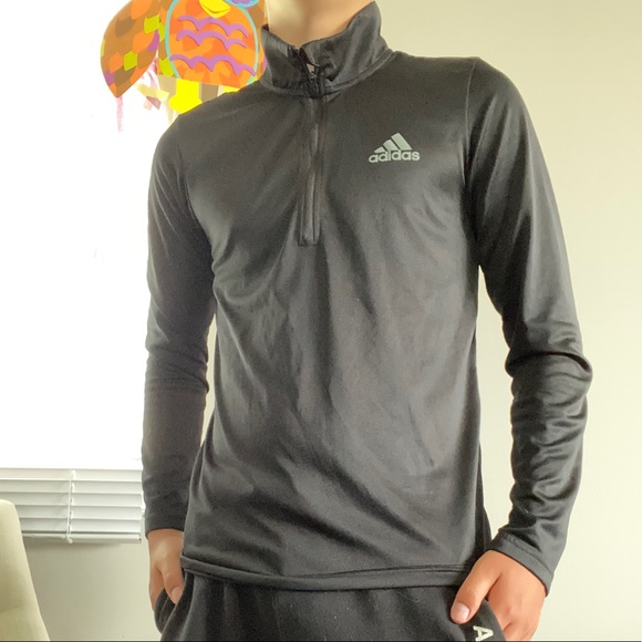 Men’s Adidas long sleeve workout top - Picture 2 of 4
